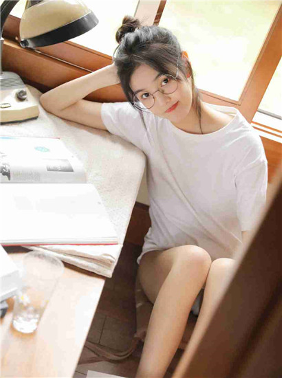 草莓芒果绿巨人丝瓜香蕉