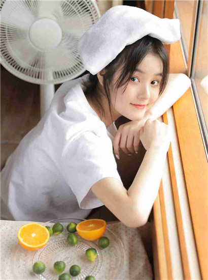草莓芒果绿巨人丝瓜香蕉